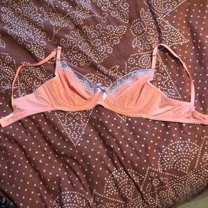 Victoria’s Secret Padless bra
